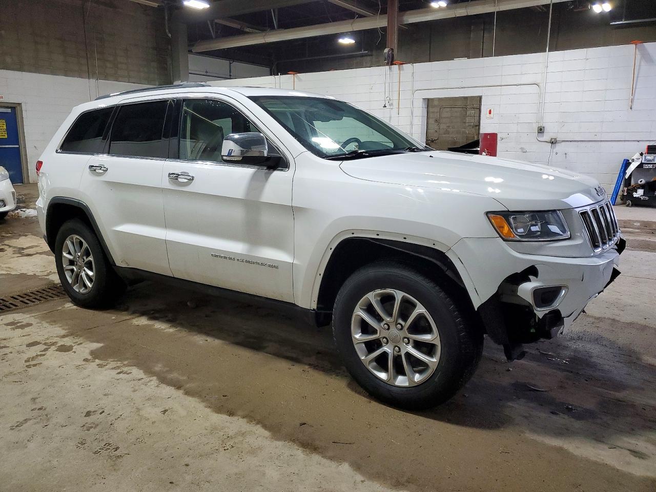 2015 JEEP GRAND CHEROKEE LIMITED photo 4