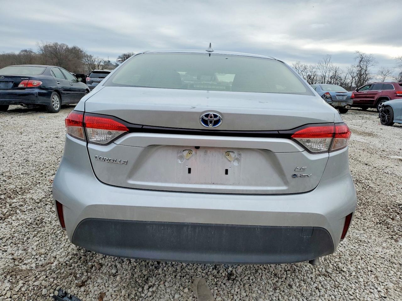 2025 TOYOTA COROLLA LE photo 6