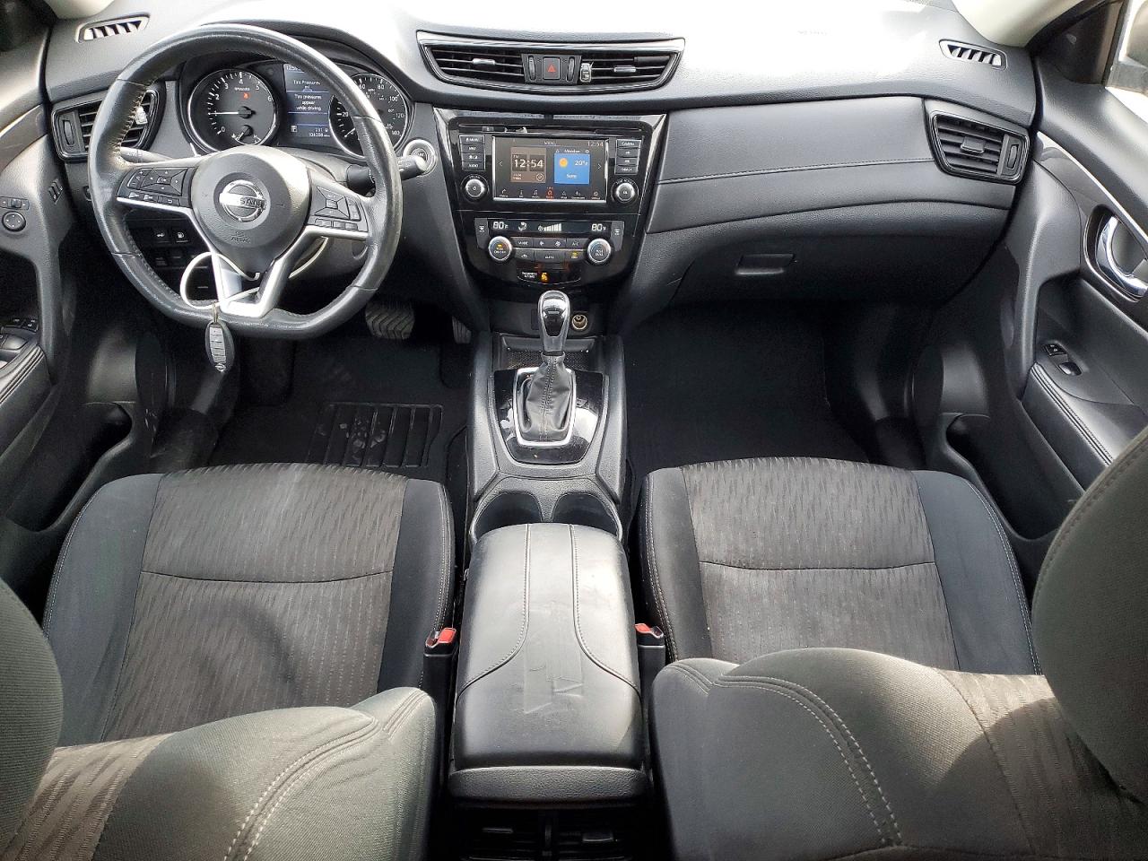 2018 NISSAN ROGUE S photo 8