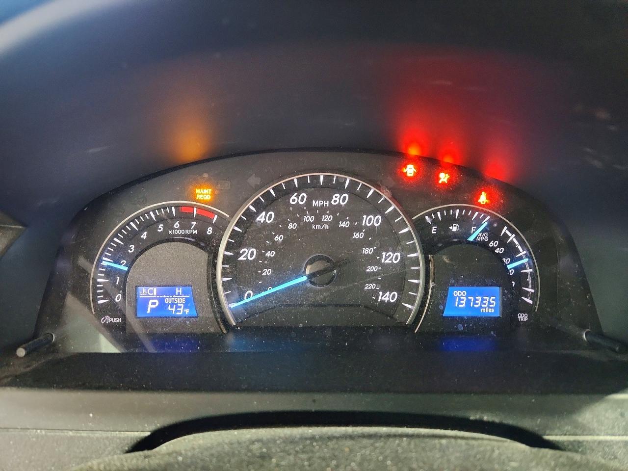 2014 TOYOTA CAMRY L photo 9