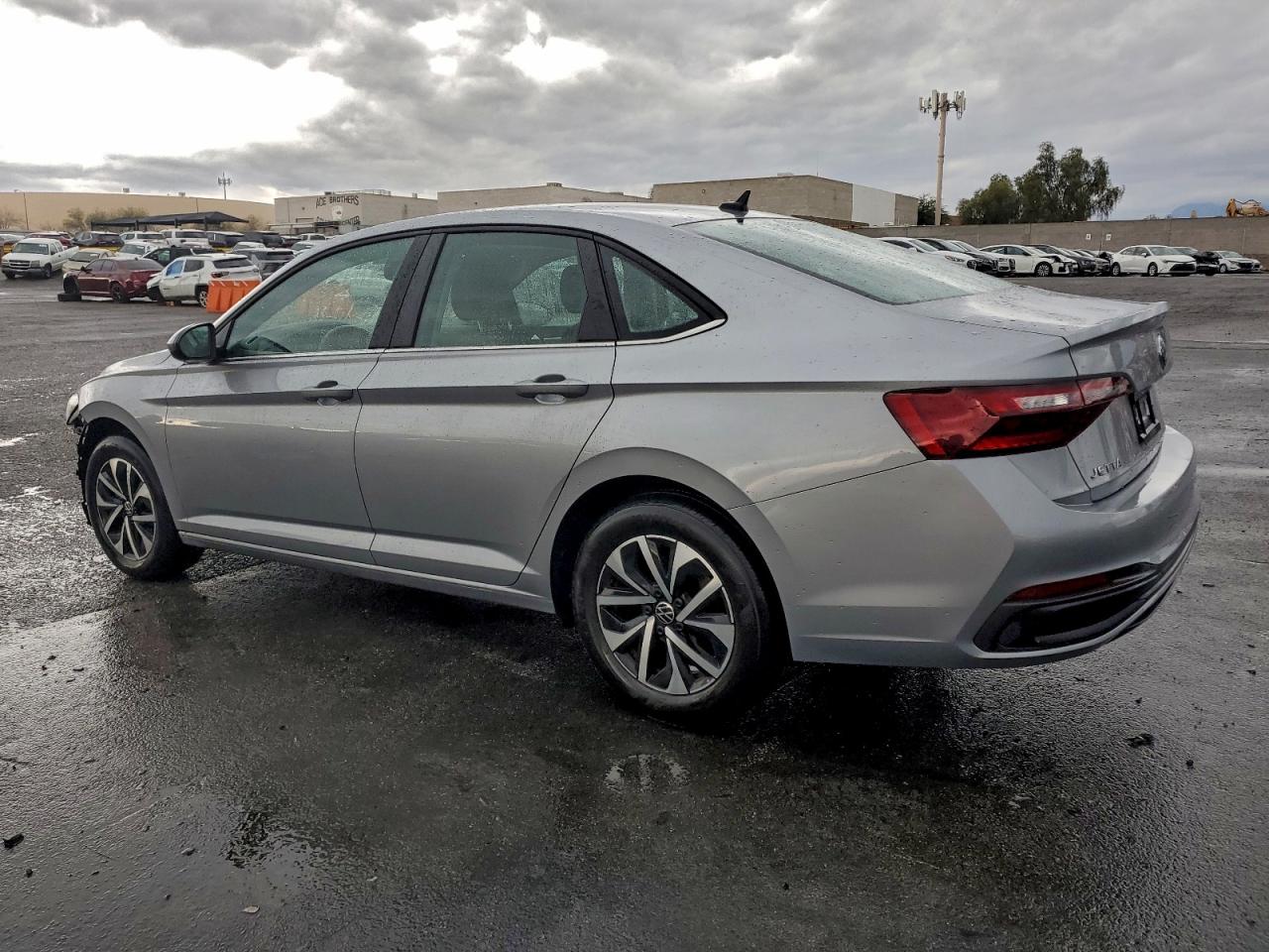 2024 VOLKSWAGEN JETTA S photo 2