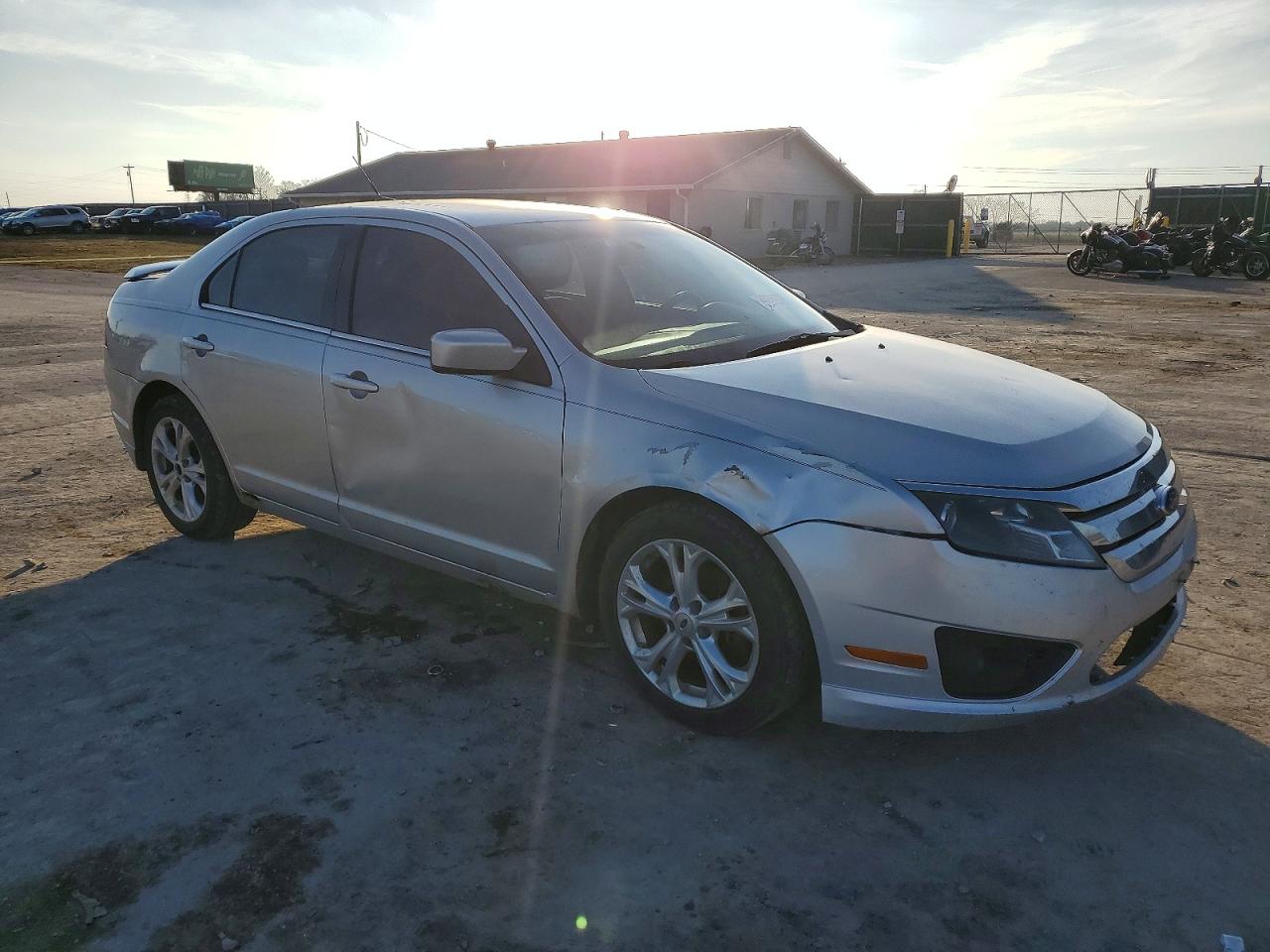 2012 FORD FUSION SE photo 4