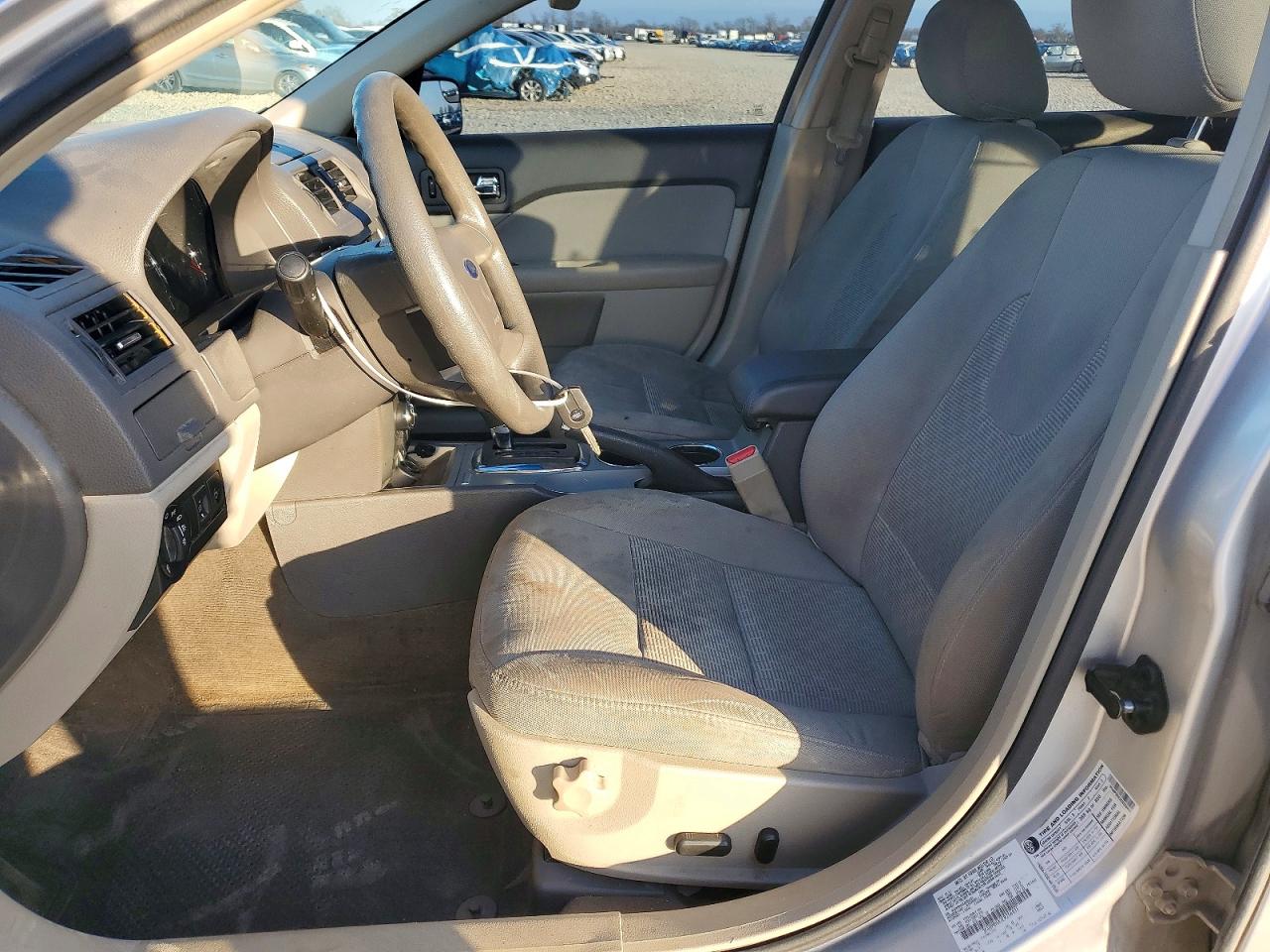 2012 FORD FUSION SE photo 7