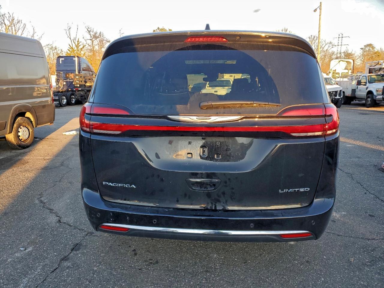 2026 CHRYSLER PACIFICA LIMITED photo 6