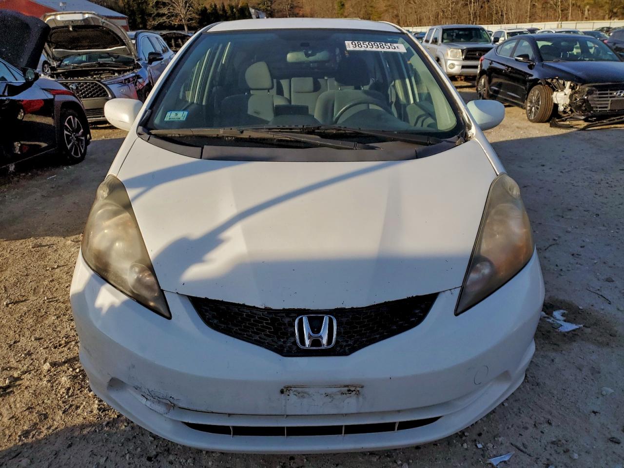 2011 HONDA FIT photo 5