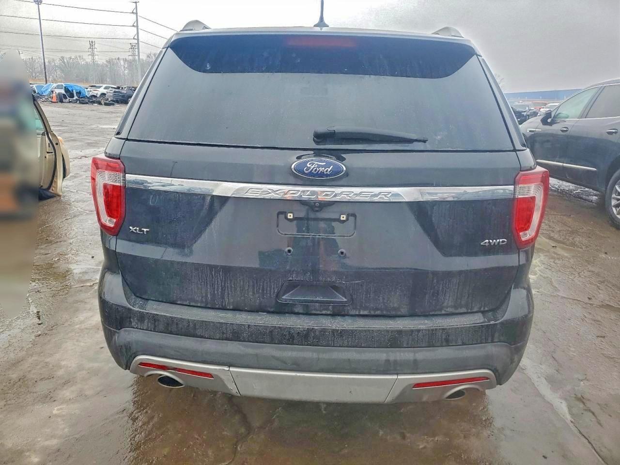 2018 FORD EXPLORER XLT photo 6