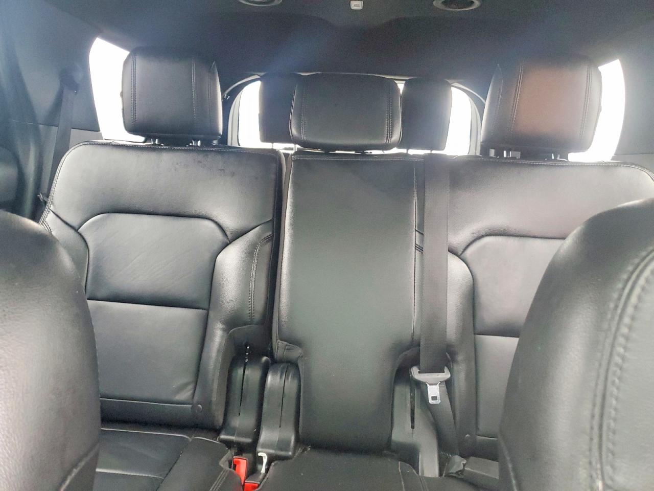 2018 FORD EXPLORER XLT photo 10