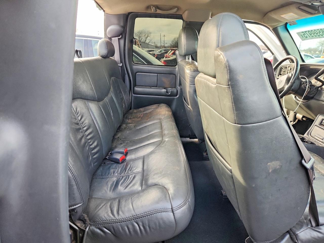 2002 CHEVROLET SILVERADO K1500 photo 10