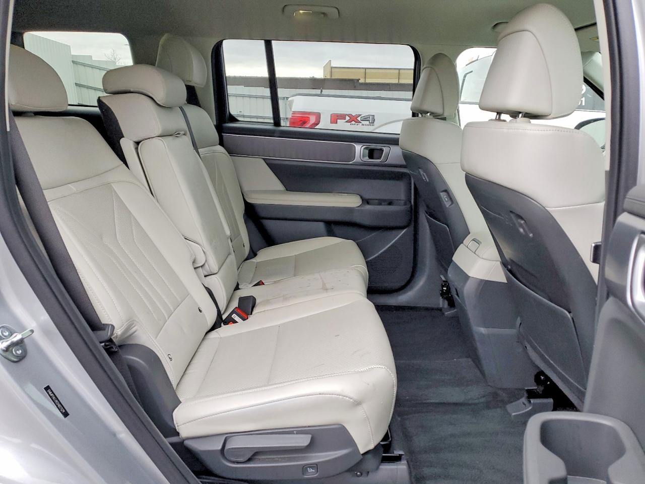2025 HYUNDAI SANTA FE SEL photo 11