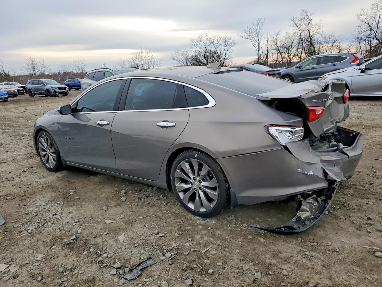 2017 CHEVROLET MALIBU PREMIER photo 2