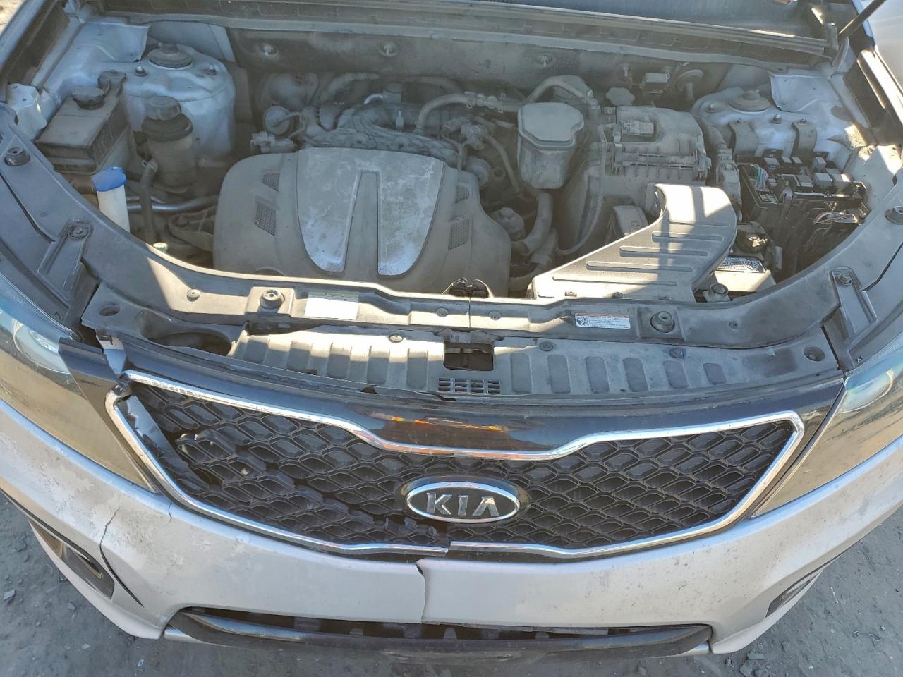 2012 KIA SORENTO SX photo 12