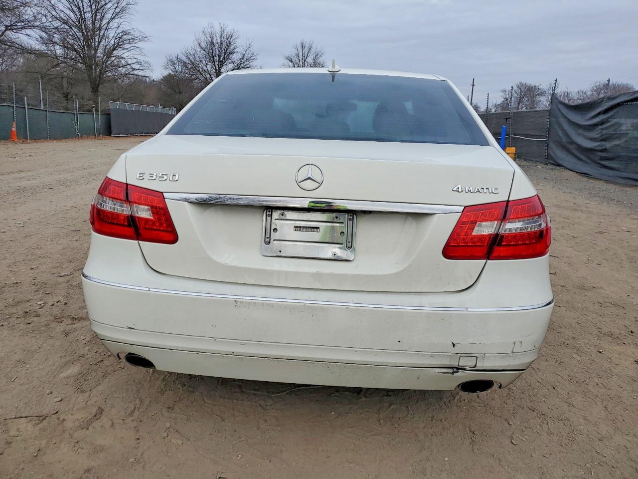 2010 MERCEDES-BENZ E 350 4MATIC photo 16