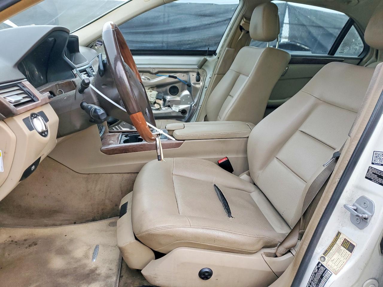 2010 MERCEDES-BENZ E 350 4MATIC photo 19