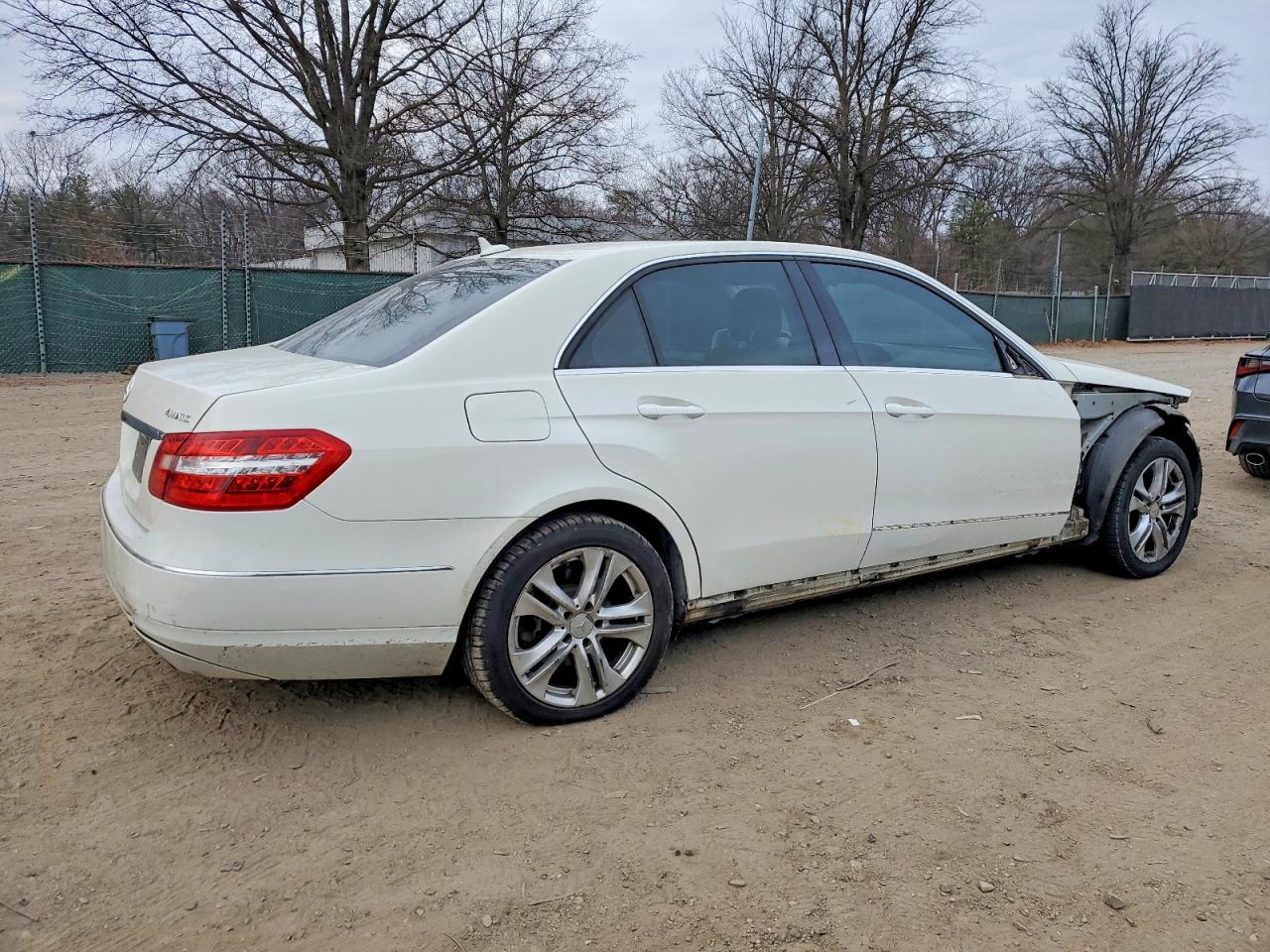 2010 MERCEDES-BENZ E 350 4MATIC photo 7