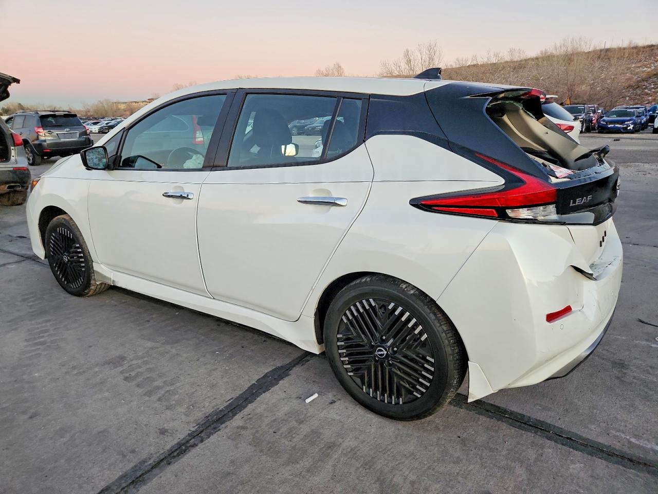 2024 NISSAN LEAF SV PLUS photo 2