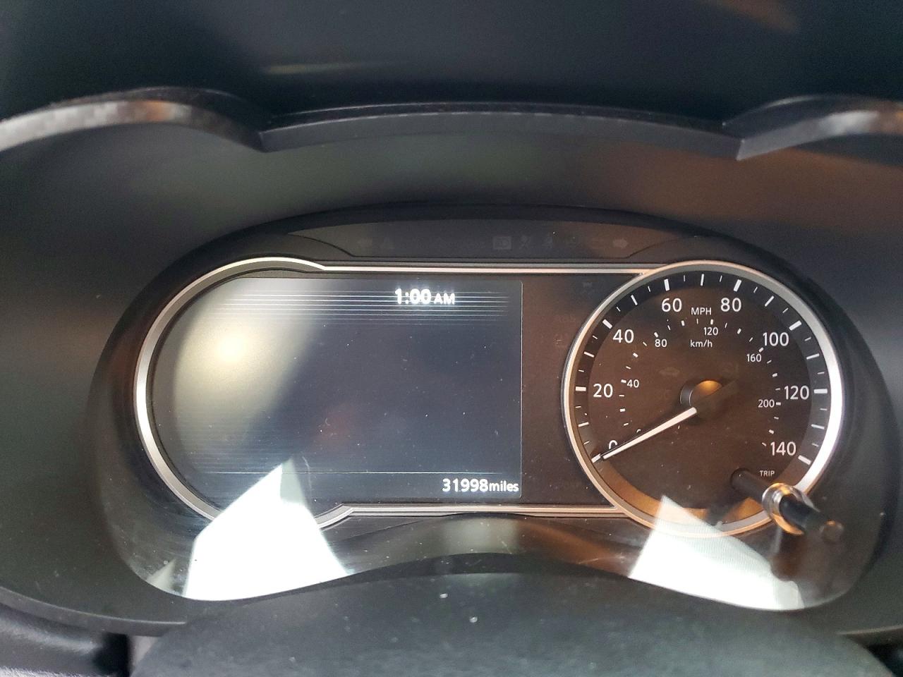 2024 NISSAN VERSA SR photo 9