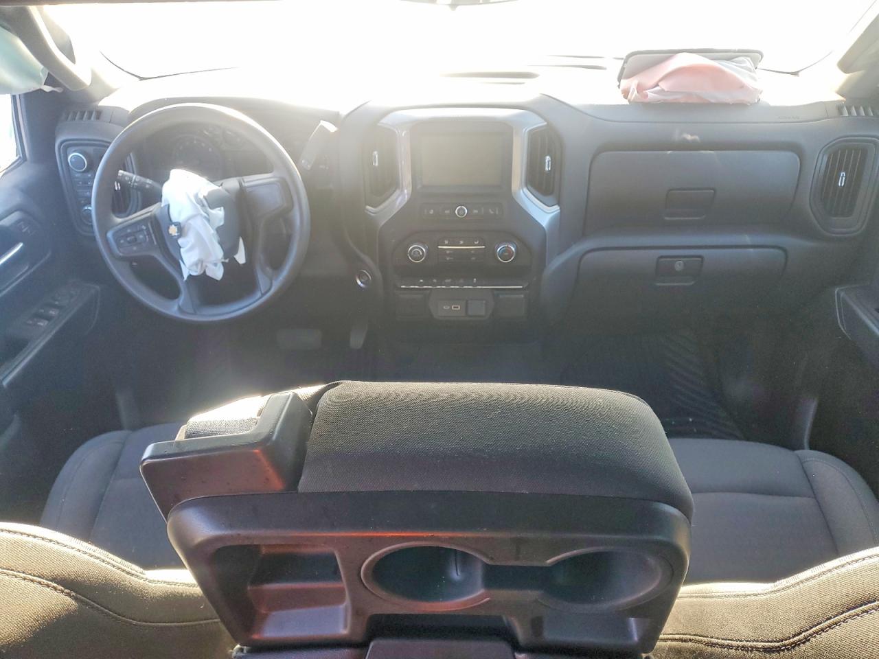 2023 CHEVROLET SILVERADO K1500 CUSTOM photo 8