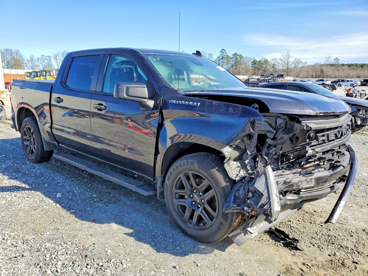2023 CHEVROLET SILVERADO K1500 CUSTOM photo 4