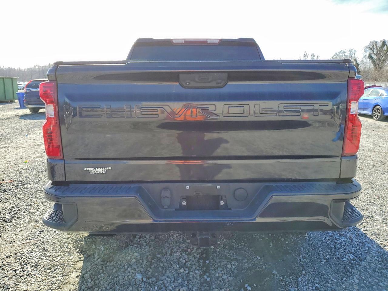 2023 CHEVROLET SILVERADO K1500 CUSTOM photo 6