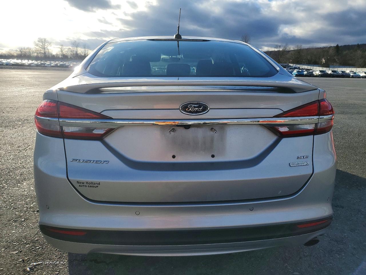 2018 FORD FUSION SE photo 6