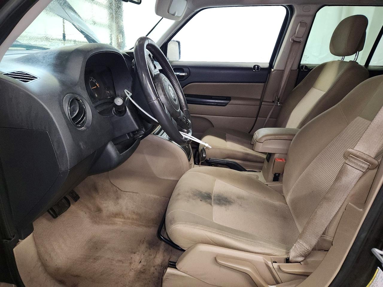 2014 JEEP PATRIOT LATITUDE photo 7