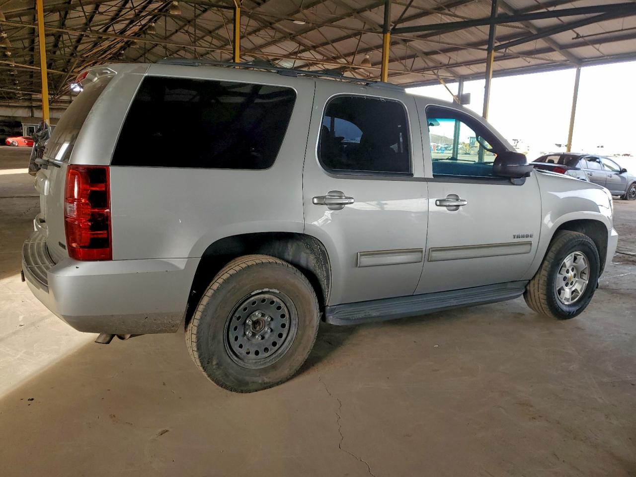 2011 CHEVROLET TAHOE C1500 LS photo 5
