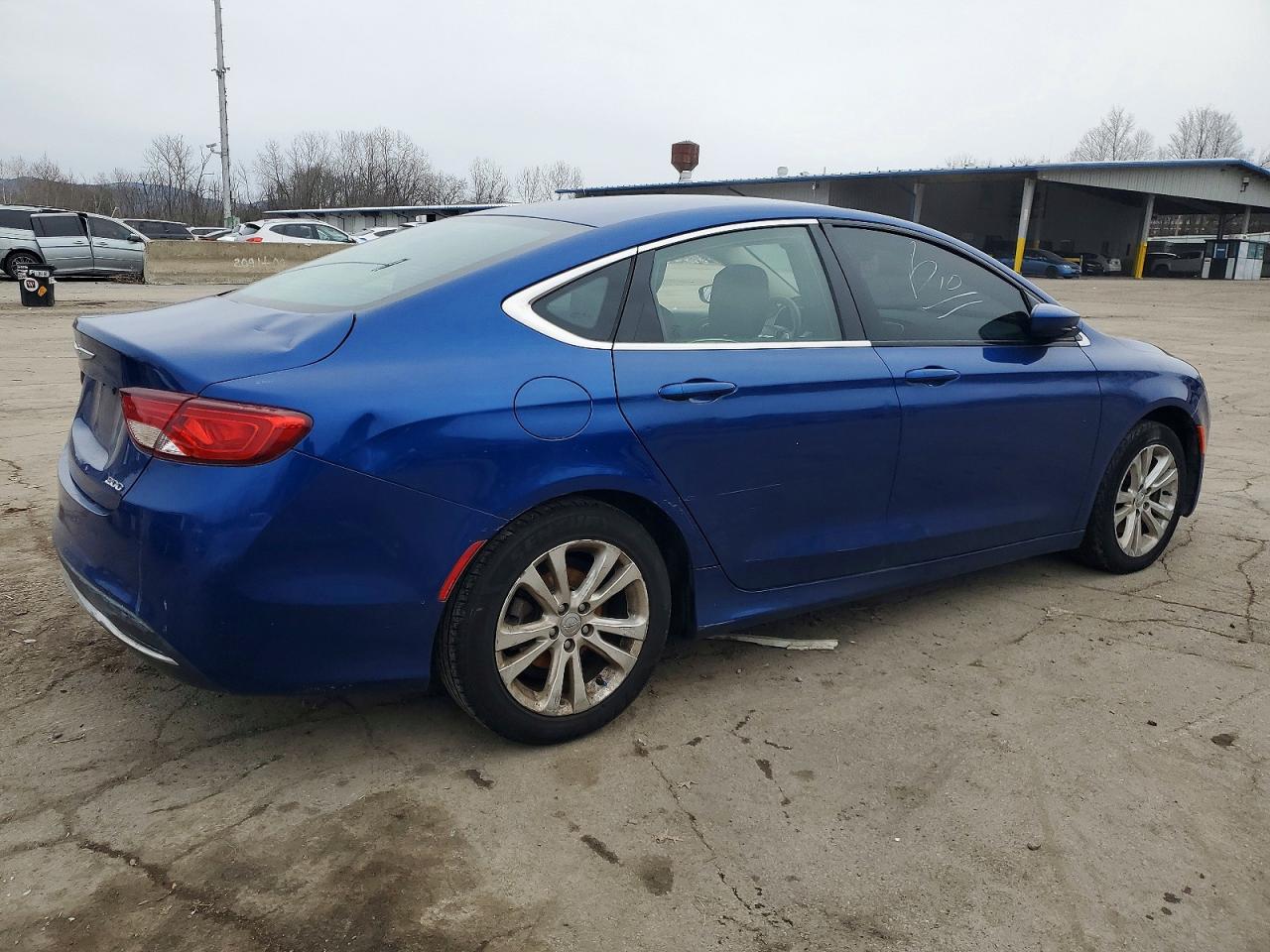 2015 CHRYSLER 200 LIMITED photo 3
