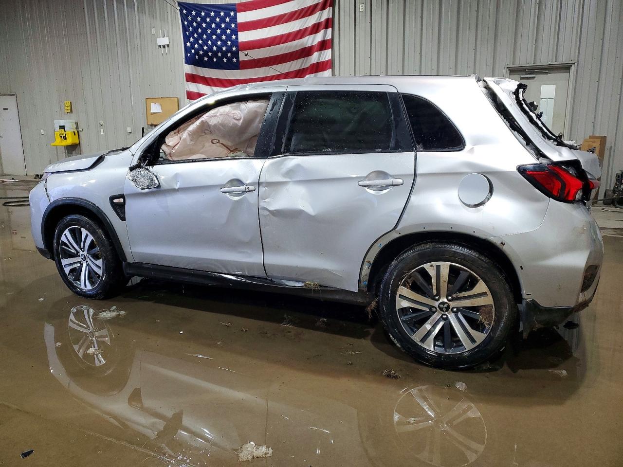 2022 MITSUBISHI OUTLANDER SPORT ES photo 2