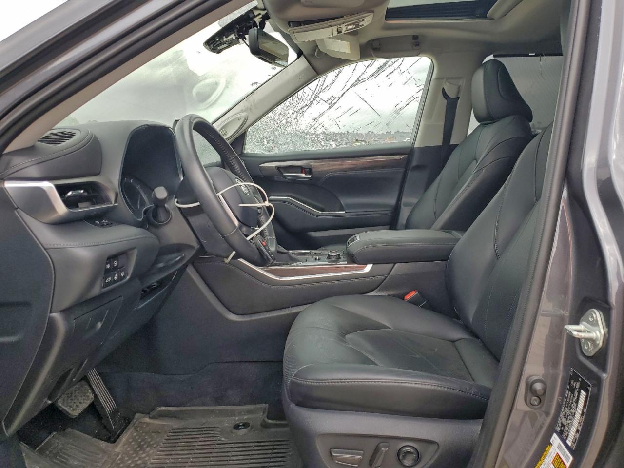 2020 TOYOTA HIGHLANDER LIMITED photo 7
