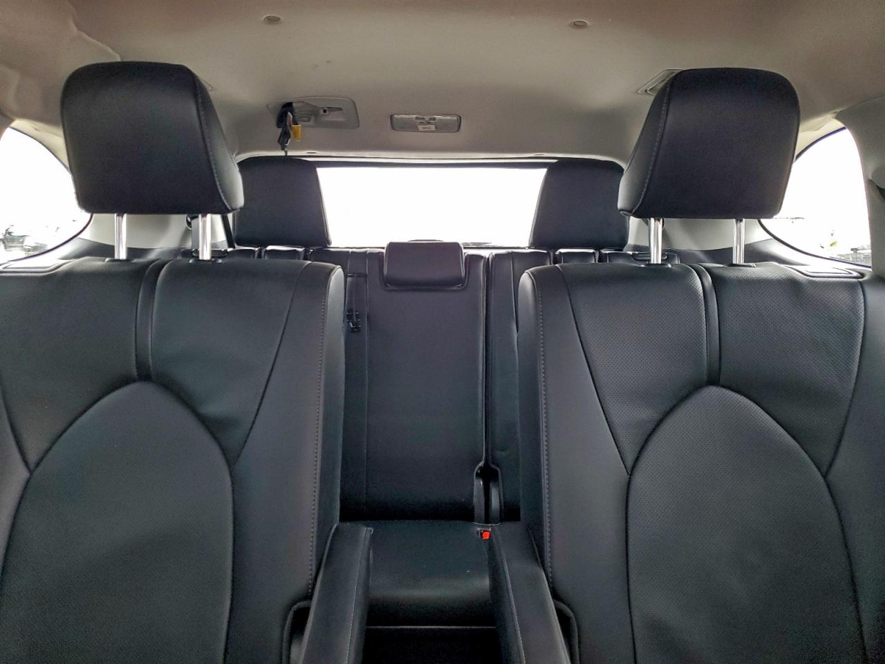 2020 TOYOTA HIGHLANDER LIMITED photo 10