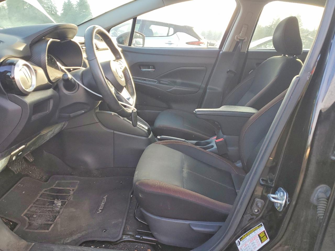 2020 NISSAN VERSA SR photo 13