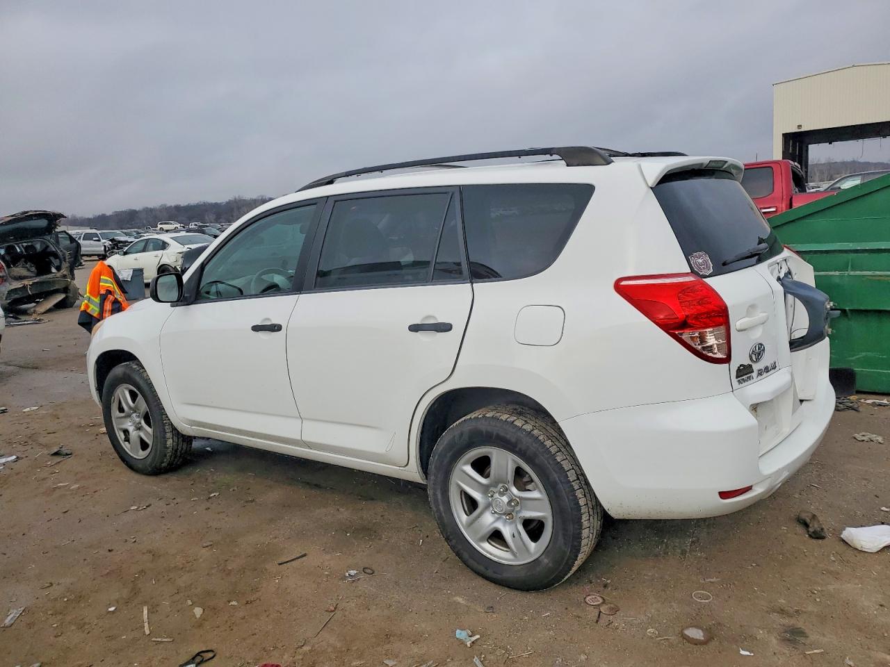 2007 TOYOTA RAV4 BASE photo 2