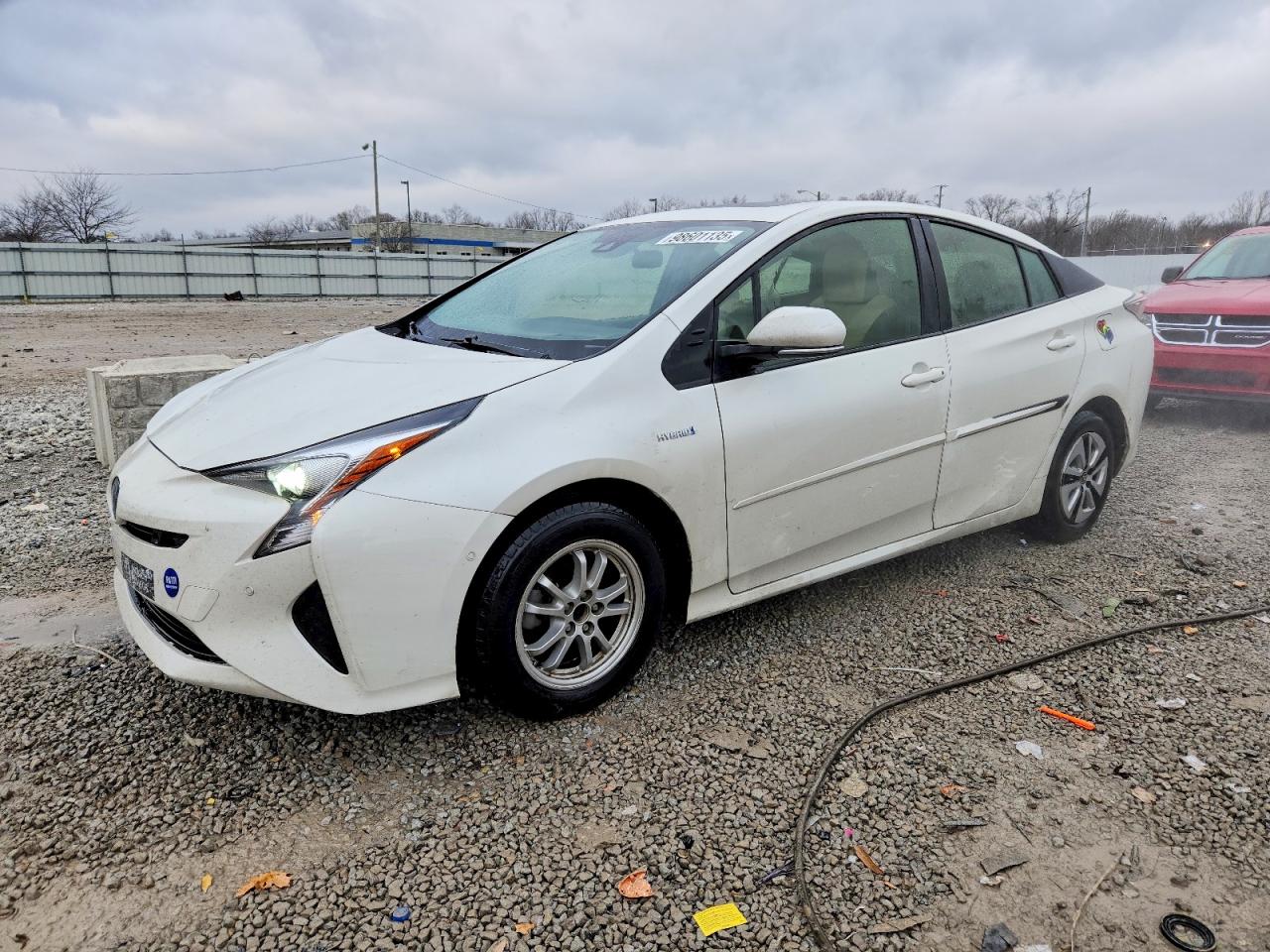 2017 TOYOTA PRIUS