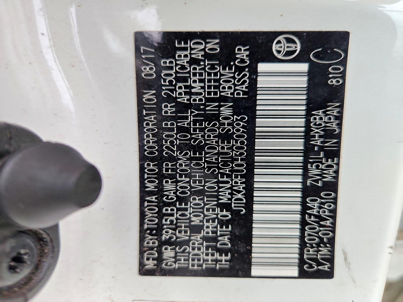 2017 TOYOTA PRIUS photo 12