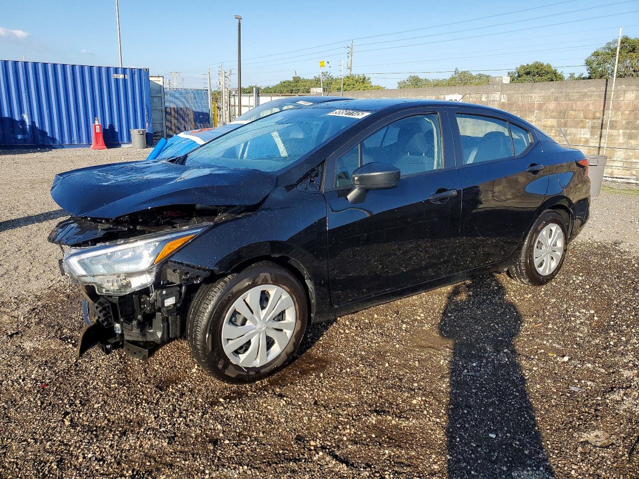 2025 NISSAN VERSA