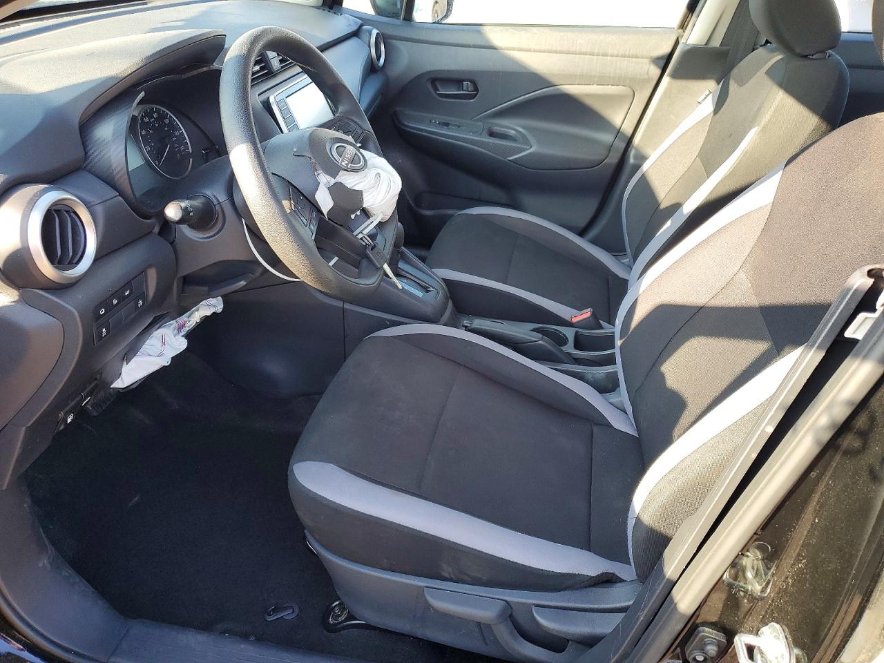 2025 NISSAN VERSA S photo 7