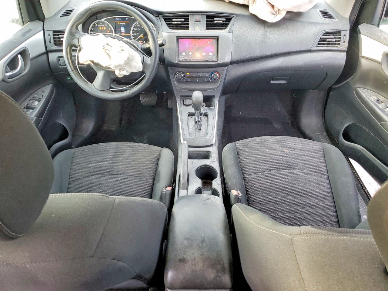 2019 NISSAN SENTRA S photo 8