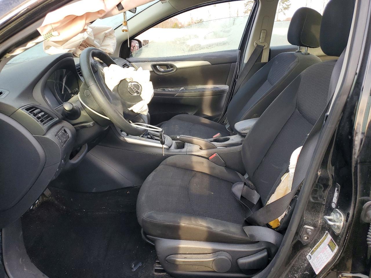 2019 NISSAN SENTRA S photo 7