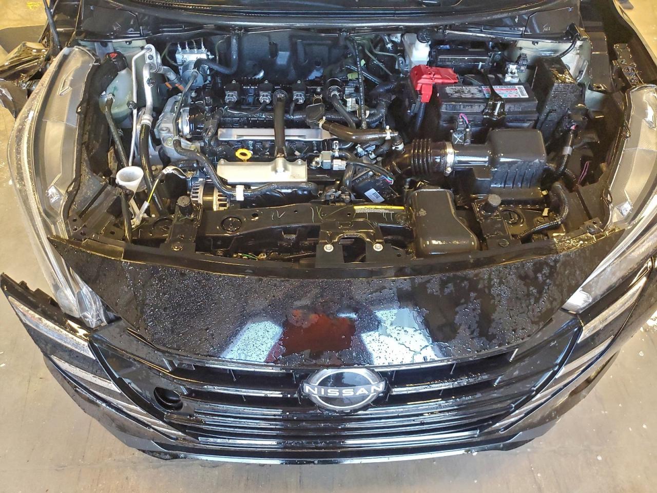 2025 NISSAN VERSA SV photo 11
