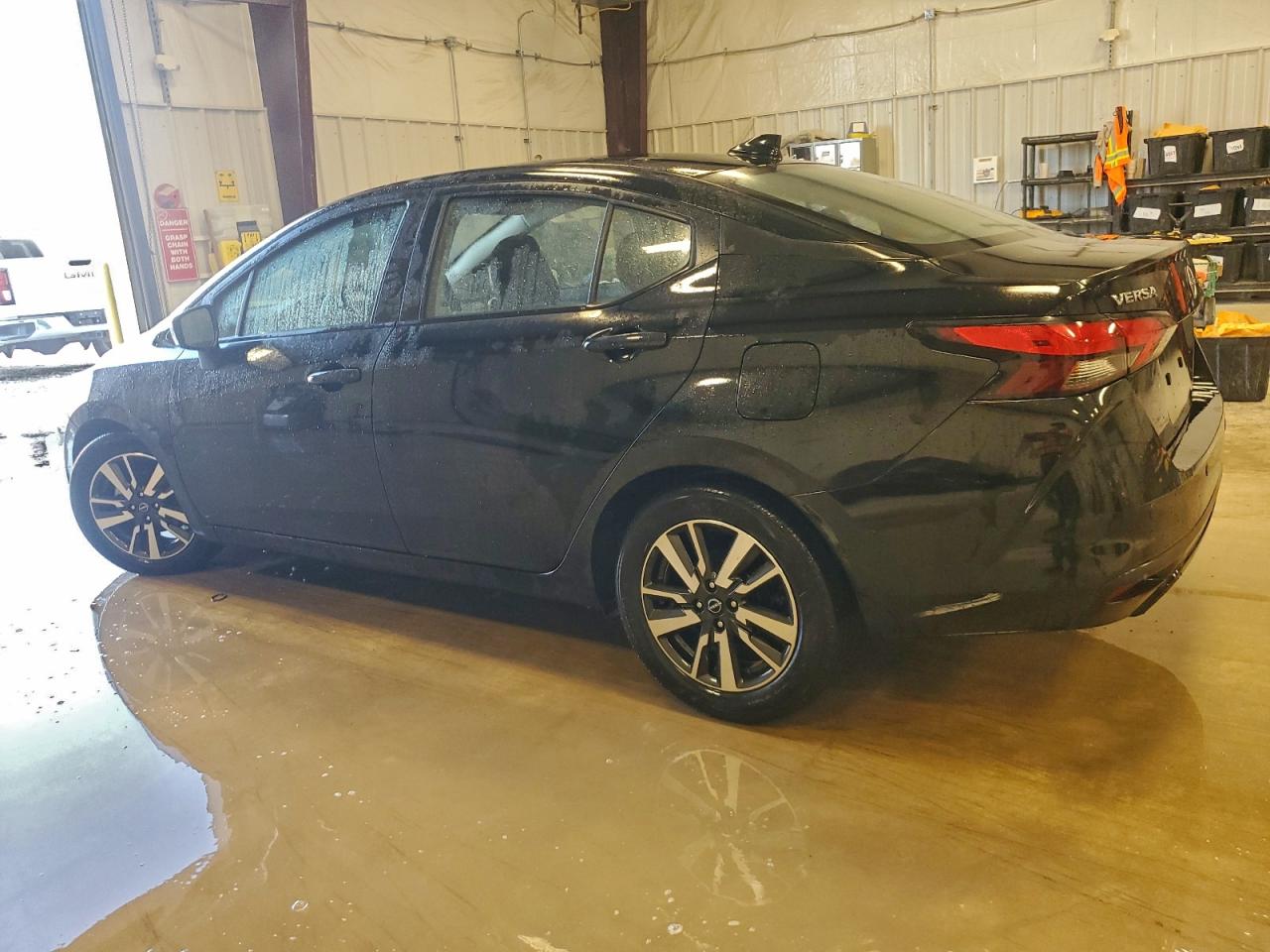 2025 NISSAN VERSA SV photo 2