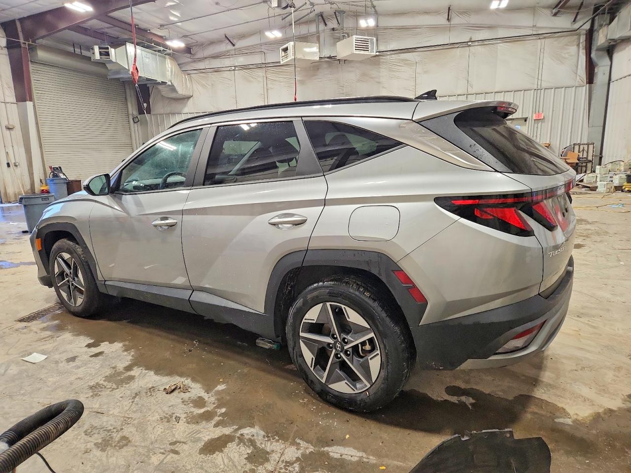 2025 HYUNDAI TUCSON SEL photo 2
