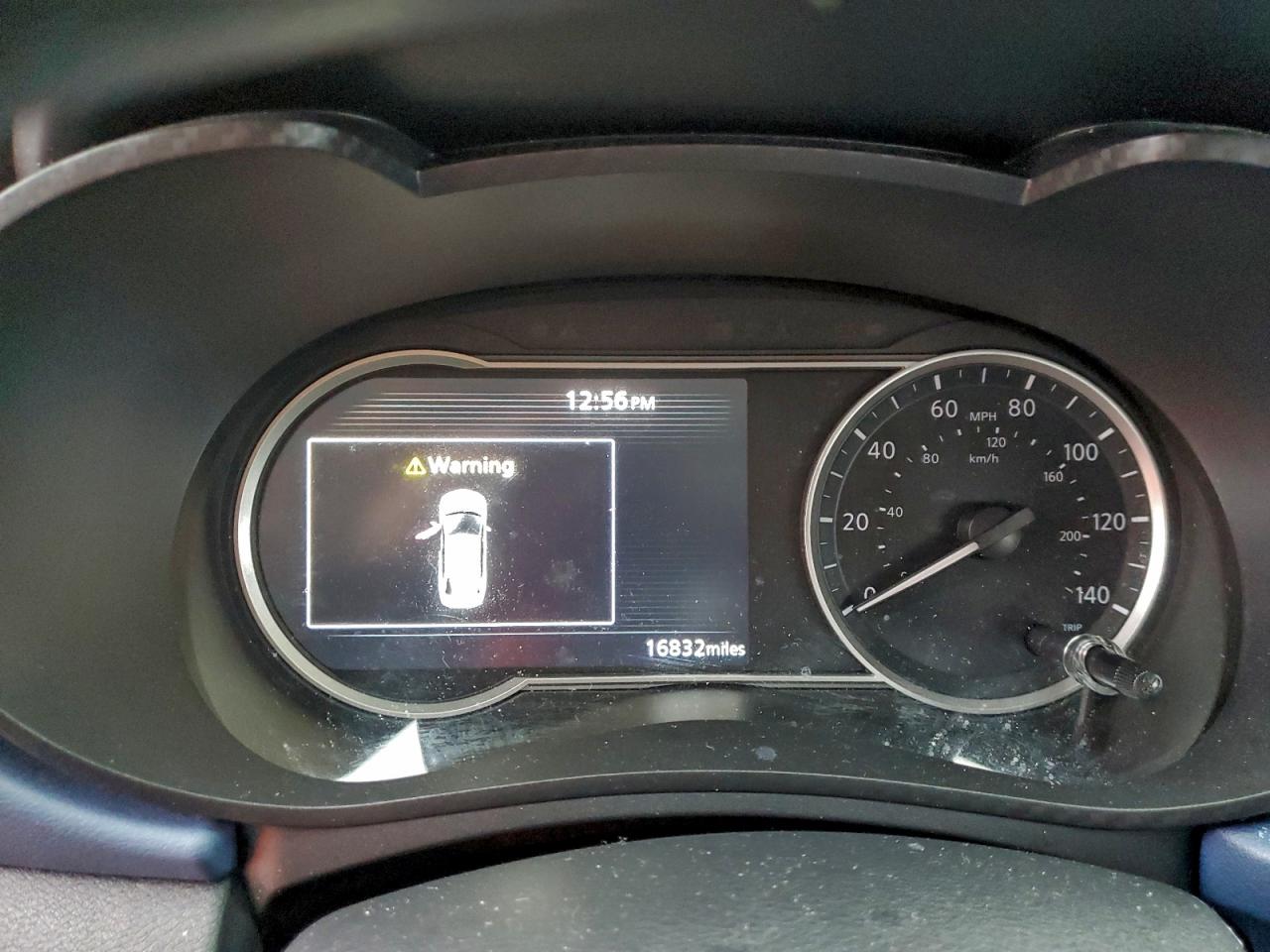 2025 NISSAN VERSA SV photo 9