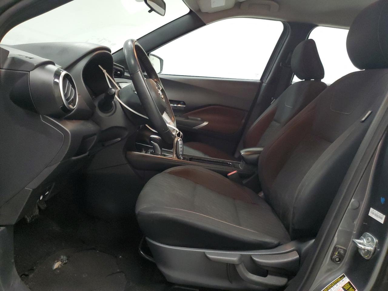 2021 NISSAN KICKS SR photo 7