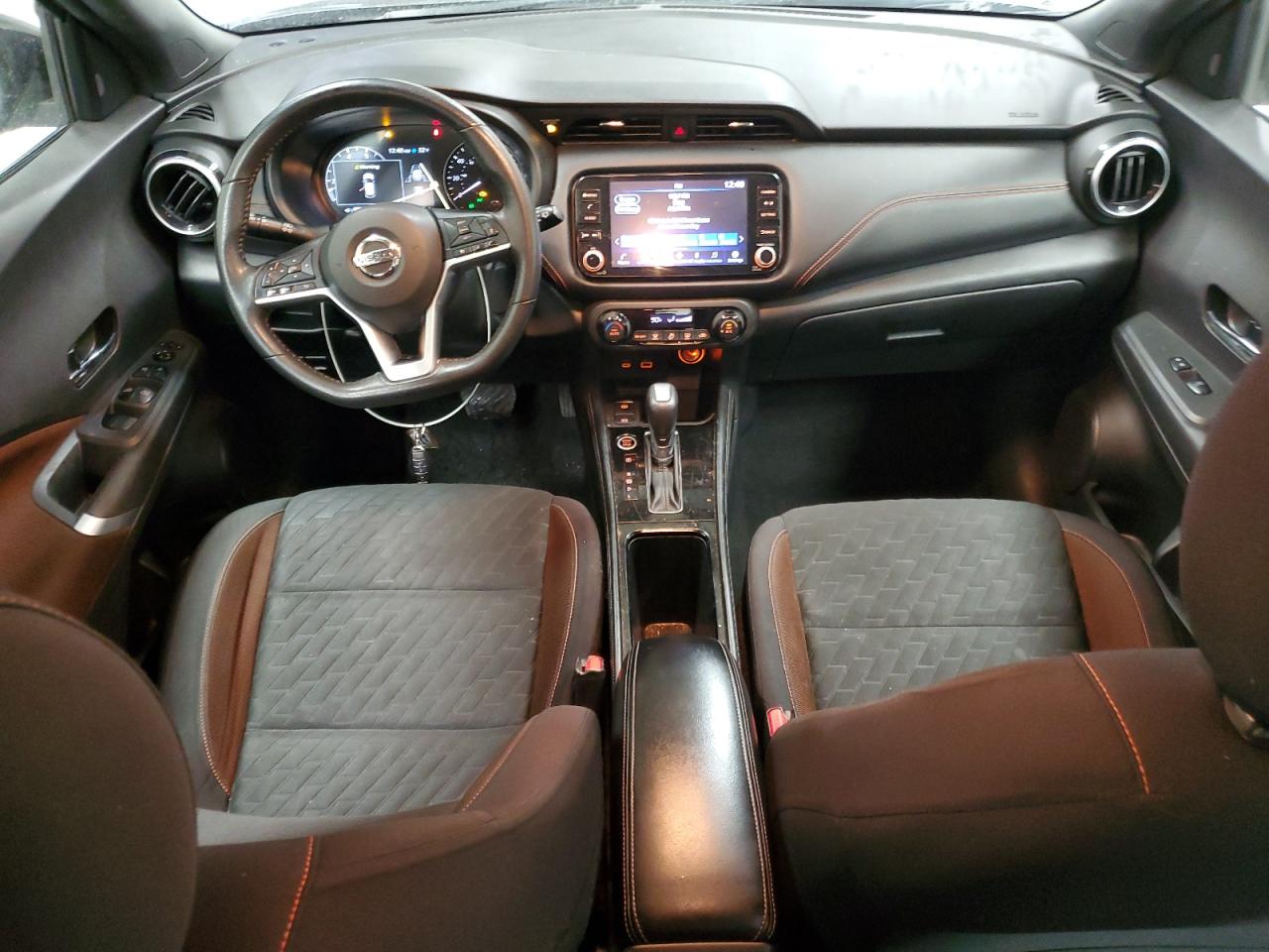 2021 NISSAN KICKS SR photo 8