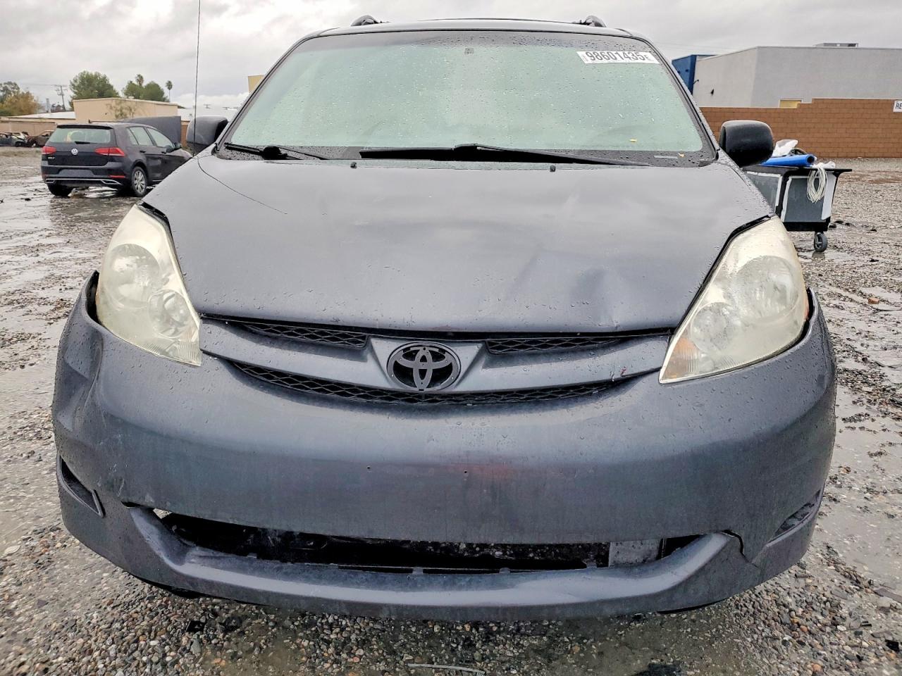2006 TOYOTA SIENNA CE photo 5