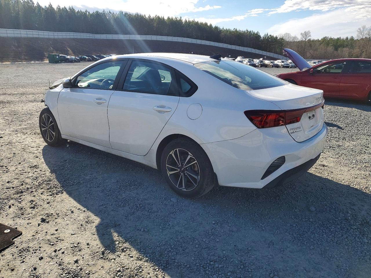 2024 KIA FORTE LX photo 2