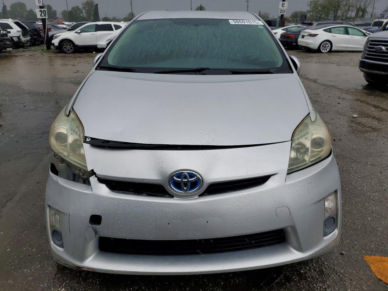 2010 TOYOTA PRIUS photo 5
