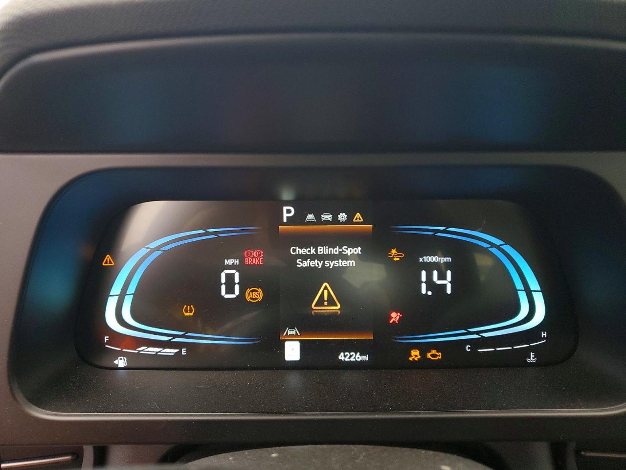 2025 HYUNDAI ELANTRA SEL SPORT photo 9