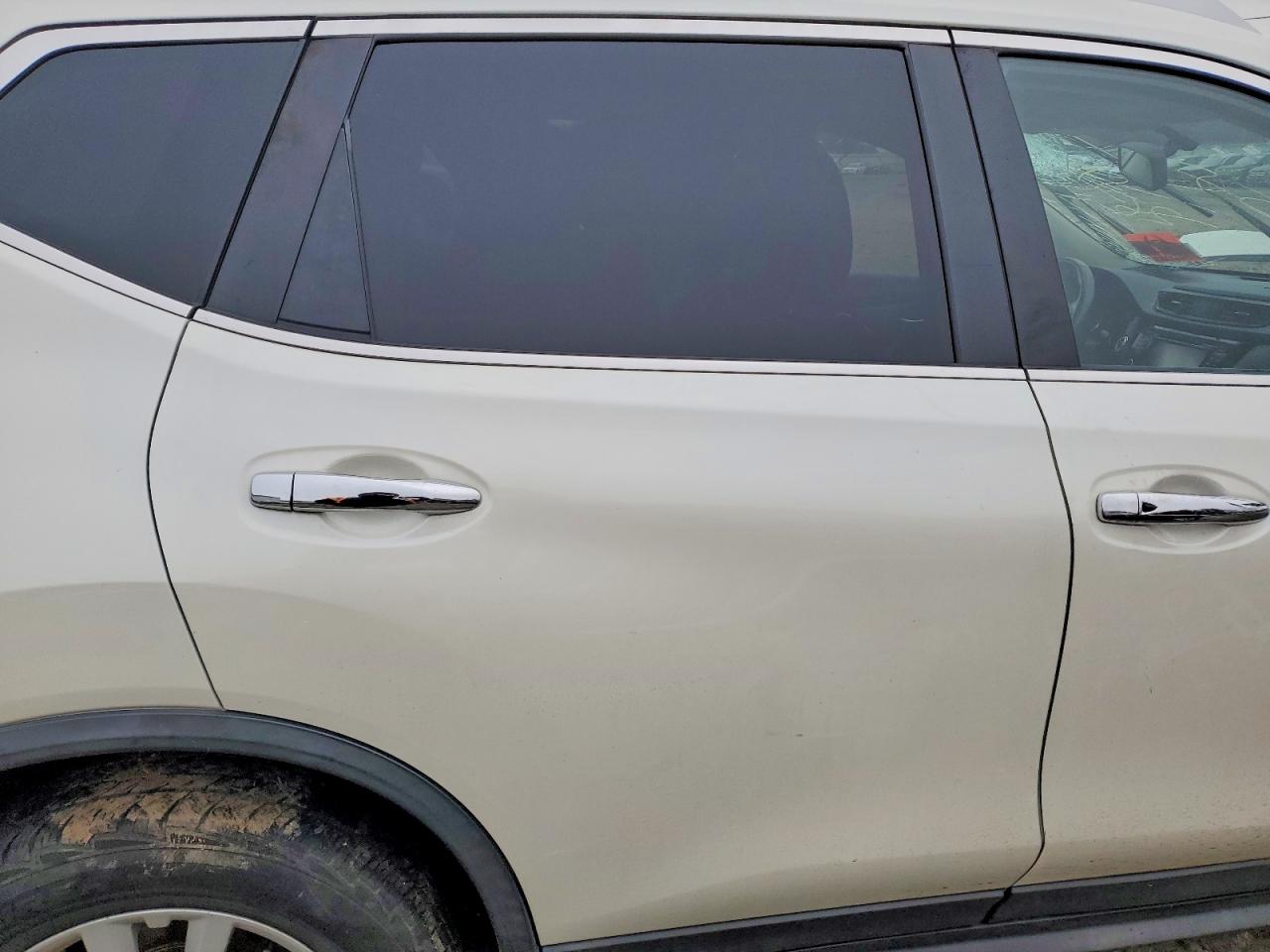 2017 NISSAN ROGUE S photo 10
