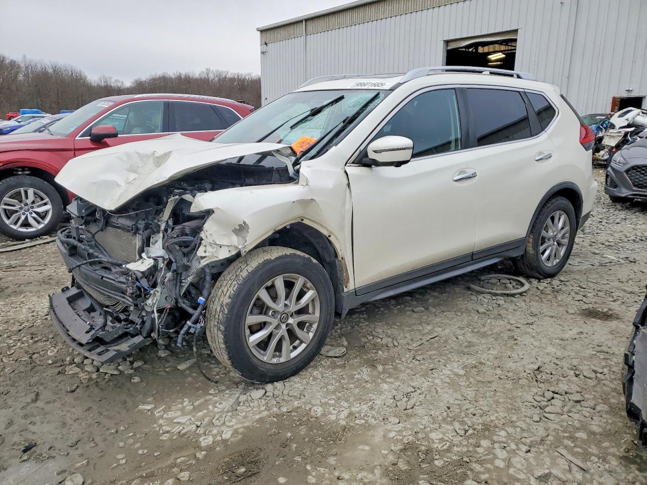 2017 NISSAN ROGUE